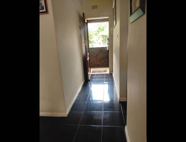 2 BEDROOM APARTMENT FOR SALE IN CROYDON